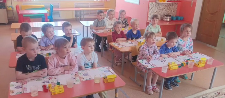 День одуванчика День одуванчика.